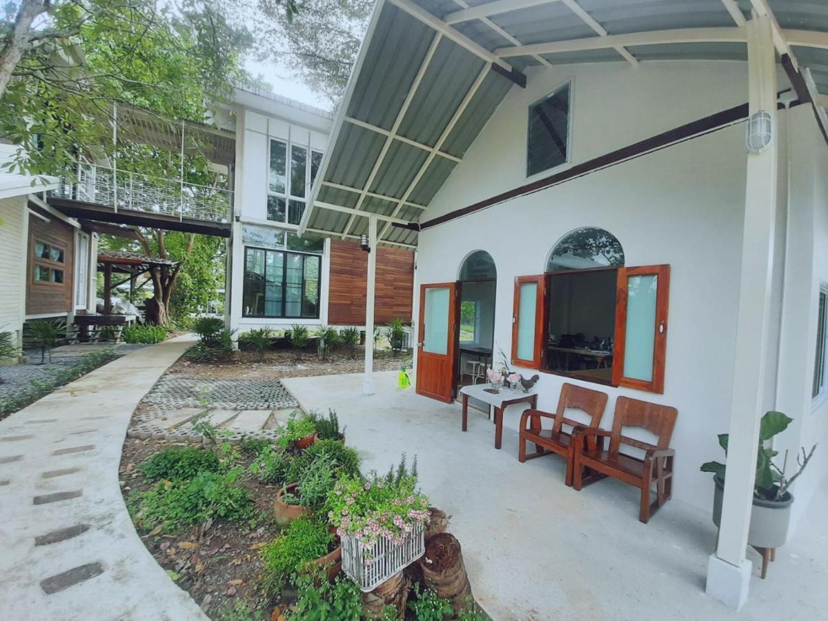 Baangaimuan Lamphun Exterior foto
