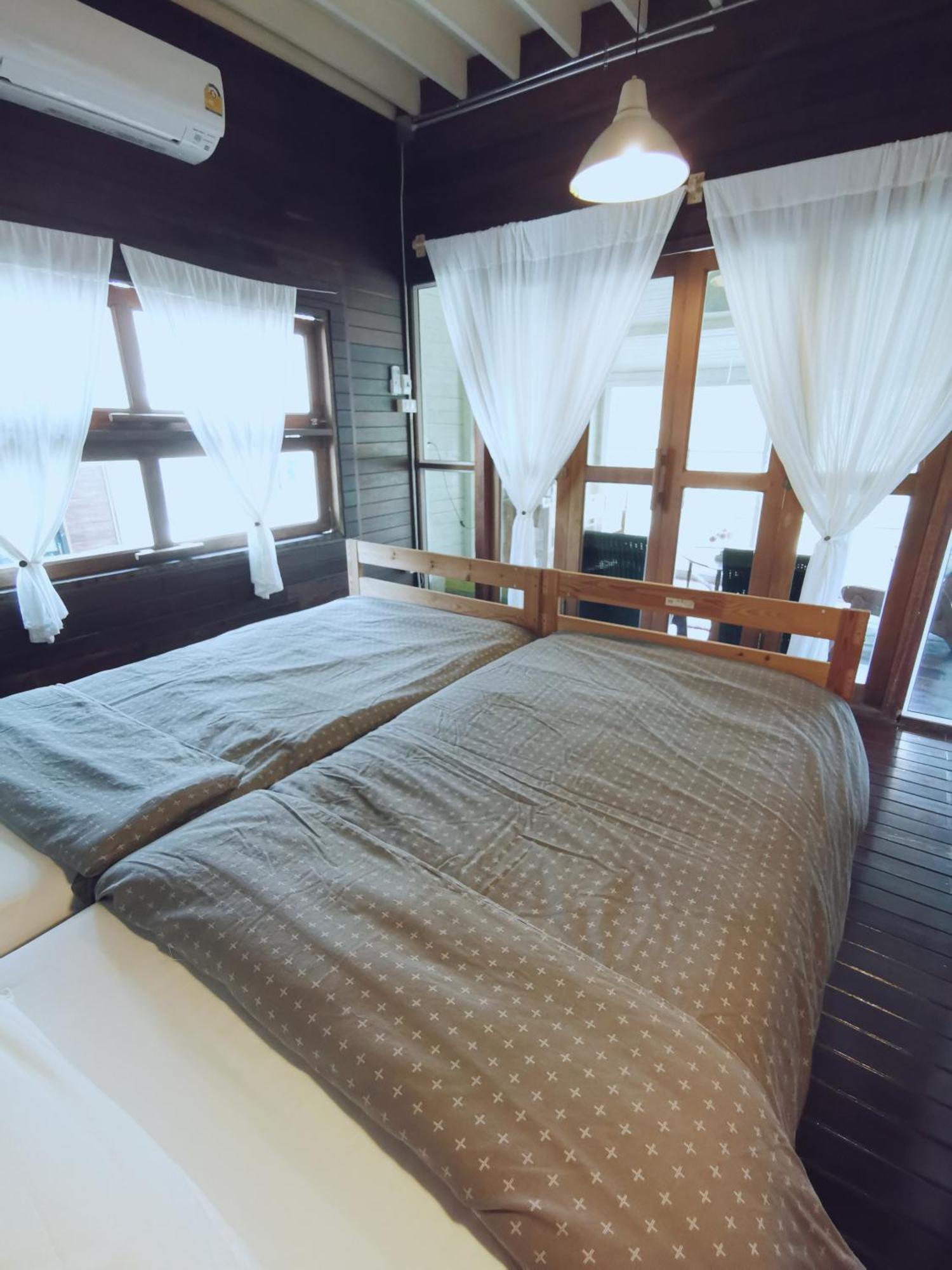 Baangaimuan Lamphun Quarto foto